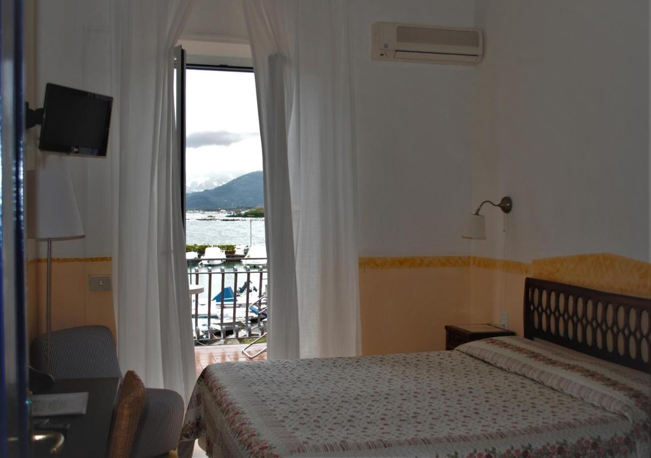 Hotel Sette Archi Bocca di Magra Εξωτερικό φωτογραφία
