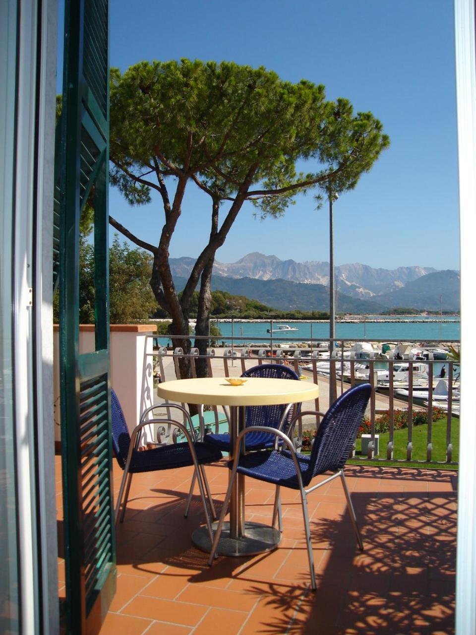 Hotel Sette Archi Bocca di Magra Εξωτερικό φωτογραφία